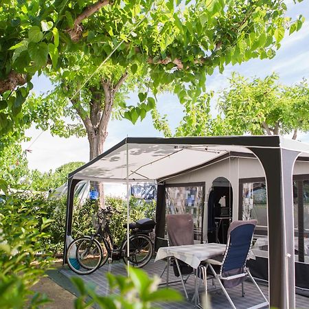 Camping Estival Vendrell Platja كوماروغا المظهر الخارجي الصورة