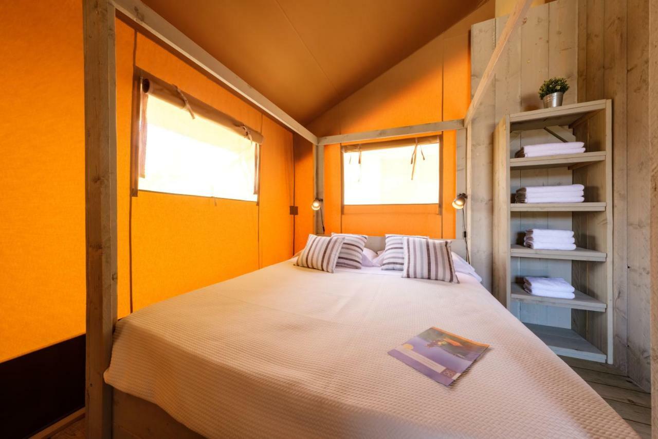 Camping Estival Vendrell Platja كوماروغا المظهر الخارجي الصورة